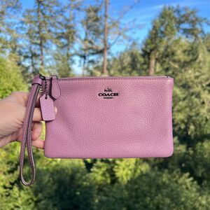COACH Pink/Purple Pebble Leather Wristlet Wallet w Gunmetal Logo Accents